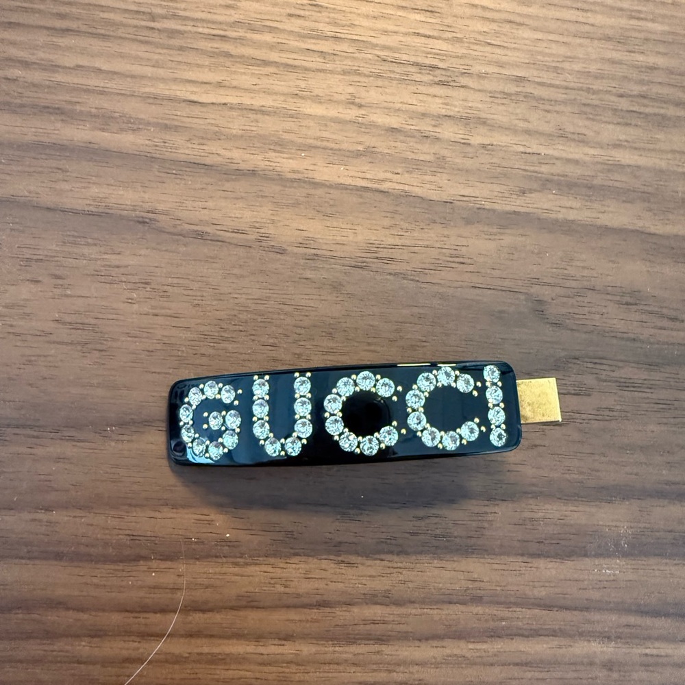 Gucci Black and Gold Hair Clip